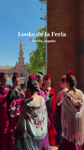 What are people wearing… Feria de Abril, Sevilla 💃🏻 OLÉ! what an incredible experience, words can’t even describe, my eyes can’t stop jumping from one beautifully dressed woman to another, the dresses, the colors, the tradition 😍 we ❤️ Sevilla #feria #feriadeabril #outfitsferia #sevilla #feriadesevilla #trajeflamenca #modaflamenca #flamenca 