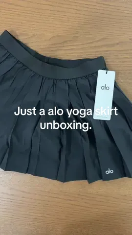 Just an @Alo Yoga skirt super fast unboxing. #unboxing #asmr #girl #haul #yoga 