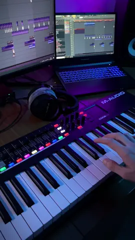 После прослушивания, мотив может еще пару дней играть в голове. #phonk_music #eternxlkz #slay! #viralmusictiktok #flstudio #viraltiktok #musiccreatorsoftiktok #brazilphonk #brazilianphonk #реки2024 #фонк
