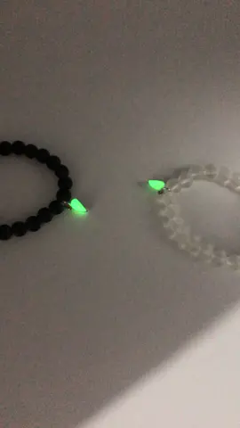 #usa #jewelry #fashion #foru #niche #gift #bracelet #lover #couple #luminous #girlslike 