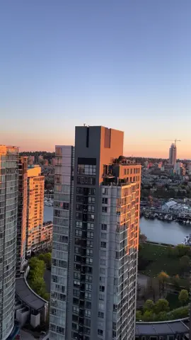 Vancouver looking beautiful at sunset! 