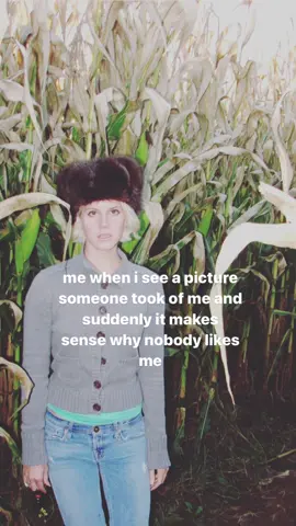 #lanadelrey #lizzygrant #relateable #girlblogger #real #forthegirls #fyp #fypシ #foryou 