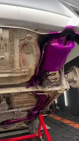 Lavagem detalhada de chassi - Honda fit  #reels #explore #explorar #carro #estetica #vonixx #lavagem #chassi #honda #hondafit #f #fyp #foryou #viral 