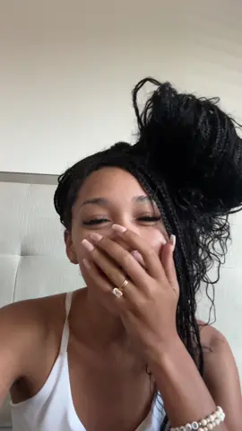 TERRIFYING yall see how he does Nyla’s hair😭😭😭👀 but thankful he wants to help! 😂😅 @Tony Henry 