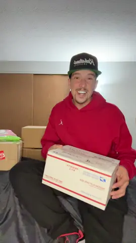 @Monkey Label Apparel @MidWest Terpz @FlandersSkinCare @Razniaimports @Manor Woods Design LLC @Welding Mafia  i hope this helps yalls business!! #fyp #funny #funnyvideos #unboxing #loveyall 