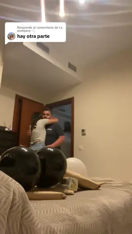 Respuesta a @La pompera 🫧 Parte 2😅  Hay más vídeos abriendo los regalos😝