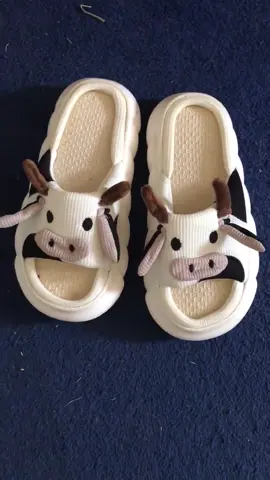 @Lucky.DQ. Have these super cute slipper sliders. I mean how bloody cute are these 🐮only £1.99 thats an absolute bargain. Great quality and super comfy #tiktokmademebuyit #tiktokmademedoit #tiktokmademebuythis #sale #springsale #aprildeals #mytiktokshowcase #myshowcase #showcase #TikTokShop #tiktokshopping #beckyfairhurst #slidders #slippers #cows 