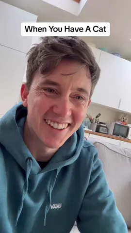 when you have a cat #catsoftiktok #cats #funnyvideos #catparents 