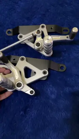 #fypシ #CapCut #fyp @Nara Jaya Famillia Terlaris...!!! Foostep underbone G2 cnc copy RCB sudah set breket pnp mx king (free Stiker)