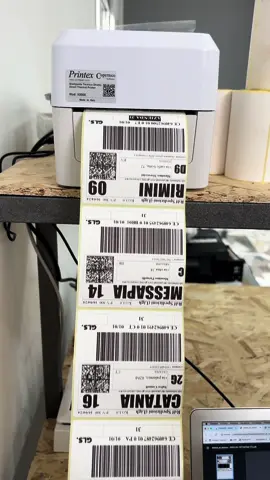 Commenta con “FORNITORE” 👇 #dropshipping #ecommerce #shopify 