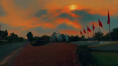 Anh đây không thích lòng vòng, anh đây chỉ thích làm chồng em thoi..#lamchongemhong #tamtrang #nghenhacnao68 #nhachaymoingay #xuhuong #nhacnaychillphet #music #xuhuongtiktok 