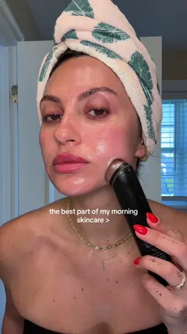 My medicube booster wand is responsible for my glass skin 🤝🏽
