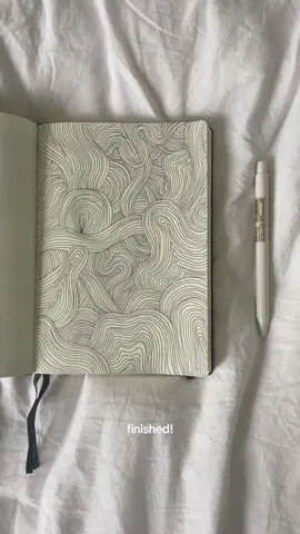easy sketch idea for when you are bored :)  #idea #sketchbook #journaling #journalpage #creative #boredinclass #inspiration #tutorial 