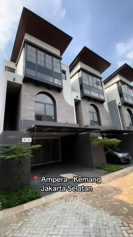 📍 Townhouse Ampera  - Kemang Jakarta Selatan  Harga mulai 6 Milyar-an SIAP HUNI Fitur : Smart Home System Akses Jalan Raya Bebas Banjir One gate system 24 hrs security Hadap Selatan Type Rumah : Lebar 6  LT : 104 - 115 m2 LB : 210 m2 Bedroom : 4 + 1 Bathroom : 3 + 1 2 + 1 carport Marketing info : 0811 868 717 #preciumsimatupang#preciumjakarta#precium#townhousejakarta#townhousejakartaselatan#townhouseampera#townhousecilandak#townhousejerukpurut#townhousekemang#rumahkemang#rumahdijualkemang#indahmyhomes#myhomesid#jktinfo#rumahjaksel#rekomendasirumah#srayaresidence