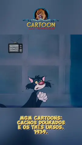 #MGM #Cartoon #nostalgia90an #fypシ #desenhosviral #Nostalgiacore #Nostalgia #Nostalgico #Desenho #desenhoanimado #desenhosantigos #desenhosanimados #desenhosdeinfância #cartoonnetwork  #desenhosnostalgicos #cartoonme #Fyp #MGMCartoons #cartooncharacter #fy  MGM Cartoons: Cachos Dourados e os Três Ursos. 1939 • Animação/Comédia. Sinopse: Uma adaptação em desenho animado da MGM do clássico conto de fadas com a fábula clássica de arrombamento e invasão; nesta família de ursos, papai é um pouco sujeito a acidentes. @Biblioteca de Desenhos Antigos @Biblioteca de Desenhos Antigos @Biblioteca de Desenhos Antigos 