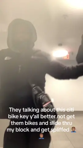 Yall all talm bout them citi bikes come on now🤦🏽‍♂️🤦🏽‍♂️🤣#viralvideo #viralvideo #viral_video_tiktok_team_foryou_page #citibikenyc @Mr.48em 👿💜 