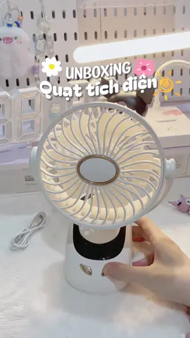 đem đi đâu cũng bị mượn 🥲 #xh #fyp #quatdienmini #quạt #quattichdien #nóng 