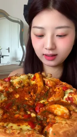 #CapCut chồ ôi combo pizza & mì ý ngon nhức nhối #credouyin #xuhuong #ancathegioi #mukbang #homnayangi #video #viral #views #asmr #food 