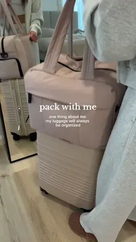 everyone needs packing cubes it’s life changing  #packwithme #packingcubes #beisluggage #calpakduffelbag #calpakluka 