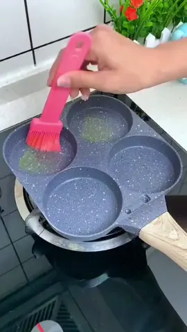 4 Hole Omelet Pan for Burger Egg Ham Pancake Maker Wooden Handle Frying Non-stick Pot Cook Aluminium Cookware