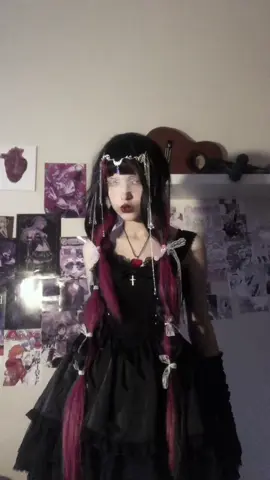 someone tell me where i can get pale foundation  #columbina #columbinacosplay #cosplay #arlecchino #GenshinImpact 