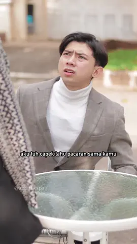 Pacaran sama seleb susah banget! #SerialTikTok #TikTokTainment #TikTokSeries #TikTokSeriesFuture #drama #argarhespati #suneedaycreative #dramatiktok #viraltiktok #kehidupan #pacar #seleb #wartawan #cinta 