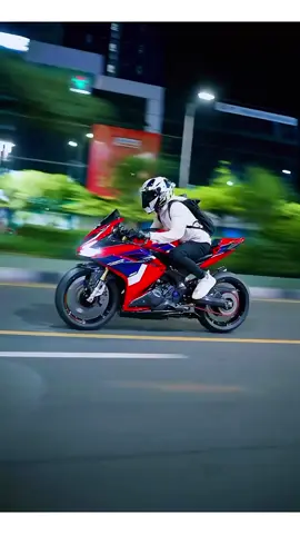 Night Ride 🌃 Nguồn : Hanif Rofi #cbr250rr #honda #nnhmoto #moto 