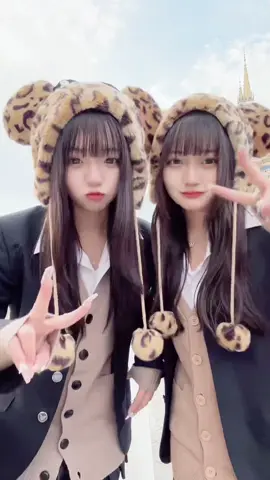 sjkなった❤️これ去年のヒョウ柄ミニーん時の🐆🌺🩷 #jk #sjk #高校生 #07 #08 #jkブランド #jkの素敵な思い出 #ディズニー #ヒョウ柄ディズニー #おすすめ #fyp 