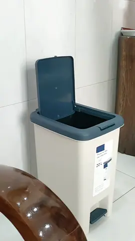 Thùng rác đạp chữ nhật Inochi 10-15-20-30L, Size 10-15-20L có nắp ấn mở, Size 30L có nắp giảm chấn  #thung #thungrac  #dogiadung #dodien #dienthoai #doochi #review #tienloi #thongminh #xuhuongtiktop #HadaLaboRayaGlow 