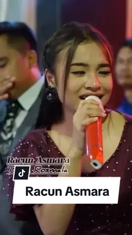 Ini lagu wajibnya🤣@mamalyta#racunasmara#tasyarosmala#dangdutkoplo#storywa#lagugalau#musiktiktok#dangdutlawas#lewatberanda#viraltiktok#fyp#fypシ゚viral 