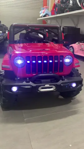 Xe ô tô điện trẻ em địa hình cao cấp 2024 có điều khiển và tự lái, tải trọng 50kg, bình điện chơi 3h liên tục, USB nhạc còi đèn Led đầy đủ, bảo hành 3 Th. Giá đang km giảm từ 2tr8 còn 1tr6 trong giỏ hàng nha anh chị 🥰 #bibocar #xuhuong #trending #viral #xedientreem #xeototreem #tiktokshop 