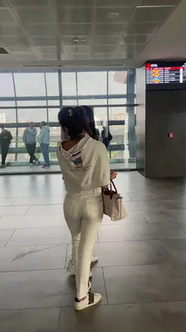 #laidback #laidback #stockholmstyle #oldmoneyoutfits #fypシ #viralvideo #fyp 