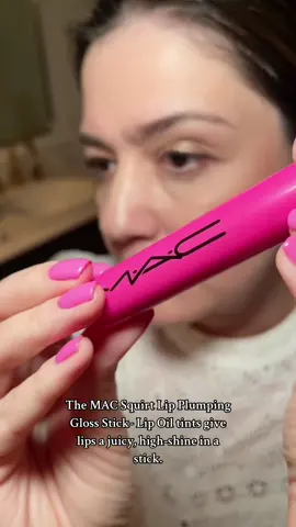 #giftedbymaccosmetics #juicylips  #juicylips#glossylips #plumpinggloss #2clicksnostick #clickclickbalm #getflirty @maccosmeticsusa 