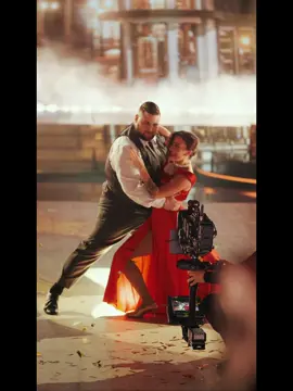 Douze semaines se sont écoulé et nous voilà dans le dernier carré, la finale de danse avec les stars saisons 13 !! Vous n’imaginez pas la fierté que j’ai d’être arriver jusqu’ici ! Je  remercie mes proches mes amis ma communauté et biensur @Ines Vandamme pour ce travail remarquable ! Ce n’est pas terminé allons chercher la coupe ensemble ❤️