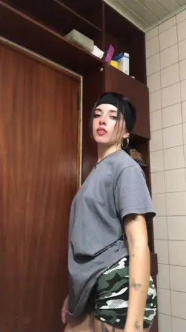 😅 // ig valuu.mantinan6 