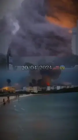 A powerful hurricane hits the United States of America  #Hurricane #Stom #united_states #🇺🇸🇺🇸🇺🇸 