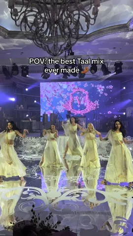BollyCo Pros x Taal - Opening Set 🫱🏾‍🫲🏽 giving vibes 💯 #taal #taalremix #dancers #entertainment #corporateentertainment #weddingentertainment #bollyco #danceinspo #dancers #gig #thedorchester #exclusiveentertainment 