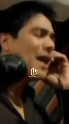 𝘈𝘔𝘌𝘙𝘐𝘊𝘖 𝘠 𝘖𝘙𝘘𝘜𝘌𝘚𝘛𝘈 𝘊𝘈𝘕𝘋𝘌𝘓𝘈 - 𝘓𝘌𝘑𝘖𝘚 𝘋𝘌 𝘛𝘐 #americo #orquestacandela #lejosdeti #Cumbia #cumbiachilena #bailable #movidatropical #clasico #recuerdos #Amor #desamor #sigueme #siguiendo #parati #todomusika #chile 