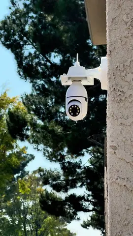 Outdoor Security Camera 360 rotation and motion sensor #outdoorcamera #secuitycamera #lightbulbcamera #360camera #usa 