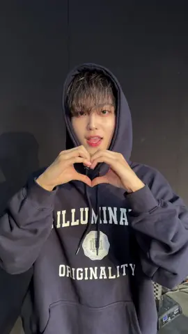 Little Bit❤️ #CRAVITY #크래비티 #형준 #HYEONGJUN #EVERSHINE #Love_or_Die #Cest_La_Vie