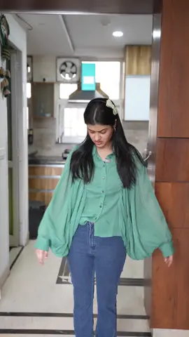 Behen ne kari Ganne ke juice ke sath chedkhani🤣#suyashvlogs #bollywood #vloggerlife #fyp #fyp #fyp #fypシ #fypシ #fypシ #viralvideo @tiktok creators @TikTok Tips @TikTok Trends @tiktokglobal 