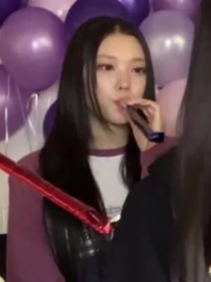 Hyein is a 16yo now! #minji #haerin #hanni #danielle #hyein #newjeans #ot5 #ador #fyp #fypシ #viral 