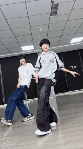 Boom shakalaka💥#TF家族练习生 Zuo Qihan, Yang Bowen #fyp 