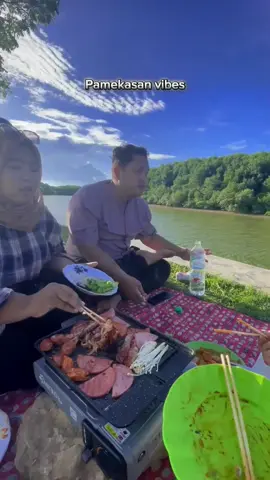 Yok tebak mungkin ada yang tahu ini dimana?? 😁 tempat baru nih mumpung belum rame di Pamekasan 😁😁 #pamekasanhits #pamekasanmadura #madura #fypシ゚viral #healingtiktok 