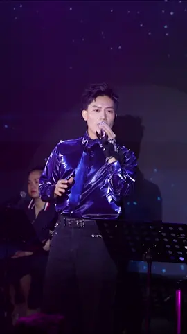 của tui của tui 🤟🏻 #AnhTu #AnhTuSinger #VoiBanDon #DuyenDoTroiPhanTaiTa #TikTokGiaiTri 