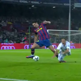 zlatan 🇸🇪 😱 #skills #futebol #ibrahimovic #fyp #Barcelona 