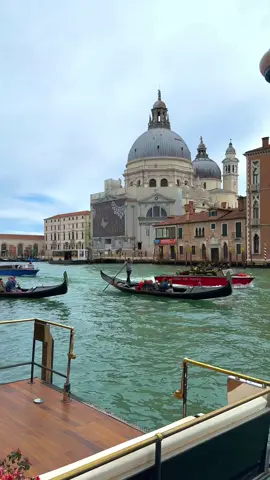 A day in Venice ♥️  #venice #venezia #italia #beautifuldestinations #tiktokvenezia 