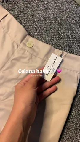 Wajib punya si klo yg ini ☝🏻🌸 #OOTD #outfitideas #celana #baggypants #celanabasic #celanawanita #pantsforwomen #pants #abcxyz 
