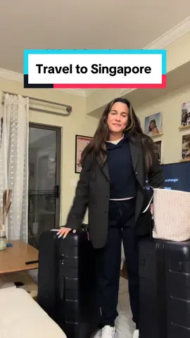 Want to see more travel content? #hiiamsofia #losangeles #singapore #travel 