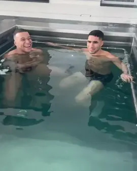 Día de baño🥶 🎥IG/ k.mbappe #deportesentiktok #tiktokfootballacademy #football #football #viralvideo #viral #mbappe #psg #fyp 